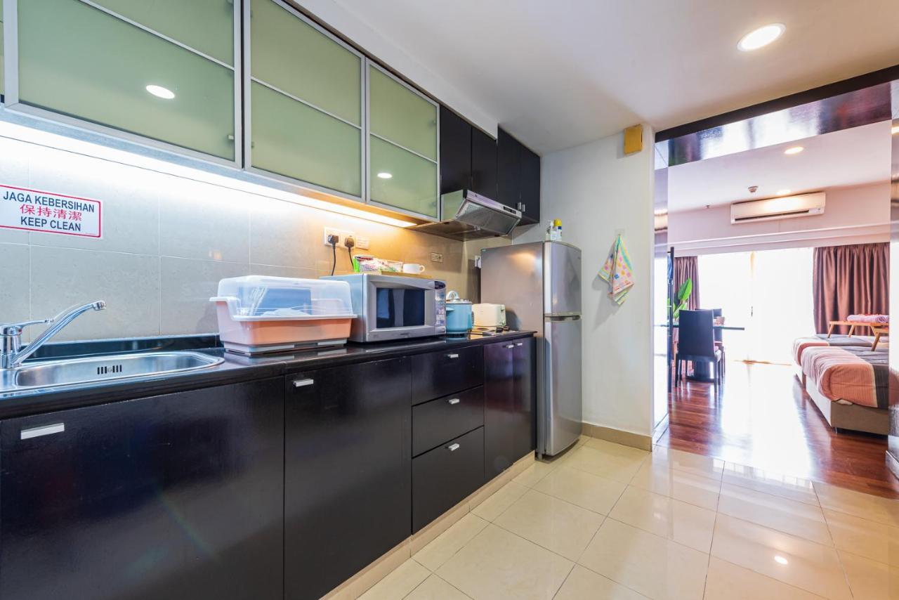 Lagoon View 6Pax Homestay At Sunway Resort Suites Petaling Jaya Exterior photo